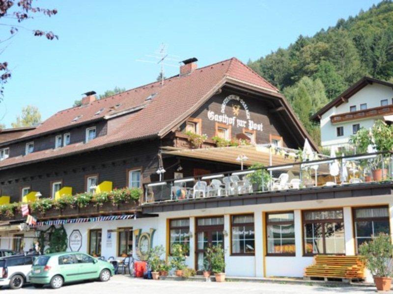 Gasthof Zur Post Оссіах Екстер'єр фото